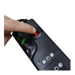 Alargador Eléctrico MICROLAB MCL-07 7 Salidas 3 Metros - Imagen 3