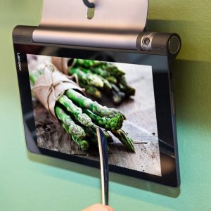 Lenovo Yoga Tablet 8 - ZA09 - 8" - 16 GB - 800 x 1280 - 1 GB RAM - Android 5.1 - Tarjetas de memoria flash compatibles: microSD - Cámara de visión posterior - APQ 8009 - Black - Imagen 4